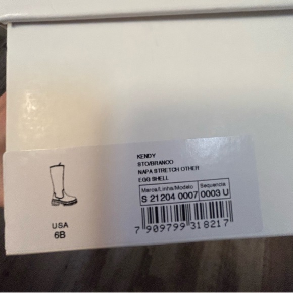 Schutz Kendy lug sole boots - Picture 12 of 12